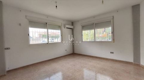 Amplio dúplex con garaje y posibilidades de reforma, imagen 4