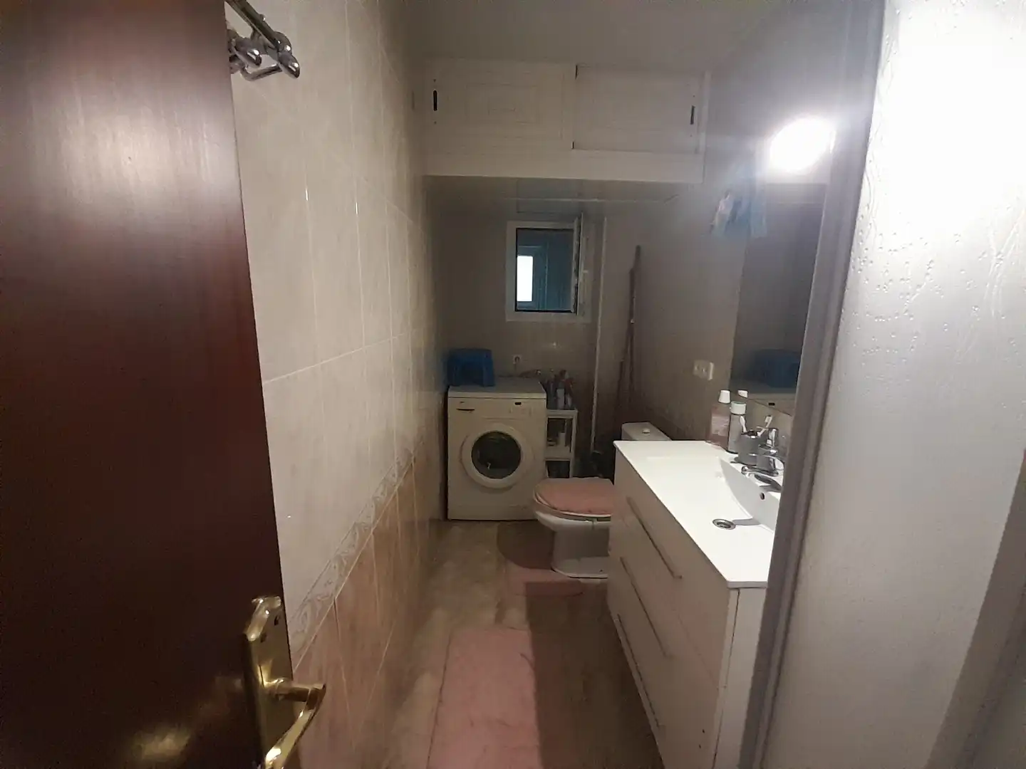 Bathroom of Flat for sale in L'Hospitalet de Llobregat  with Balcony
