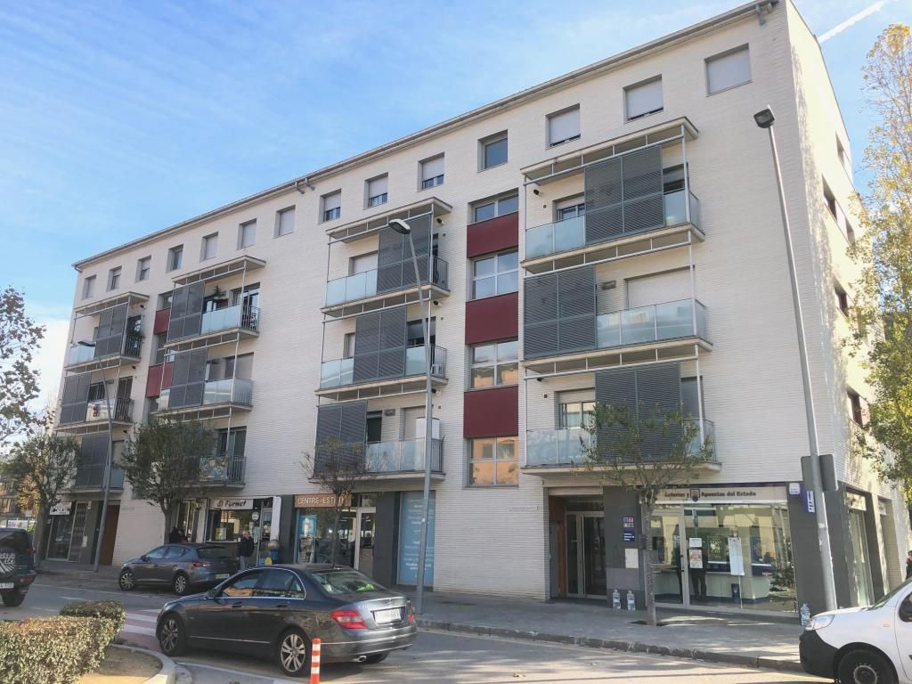 Exterior view of Garage for sale in Sant Fost de Campsentelles