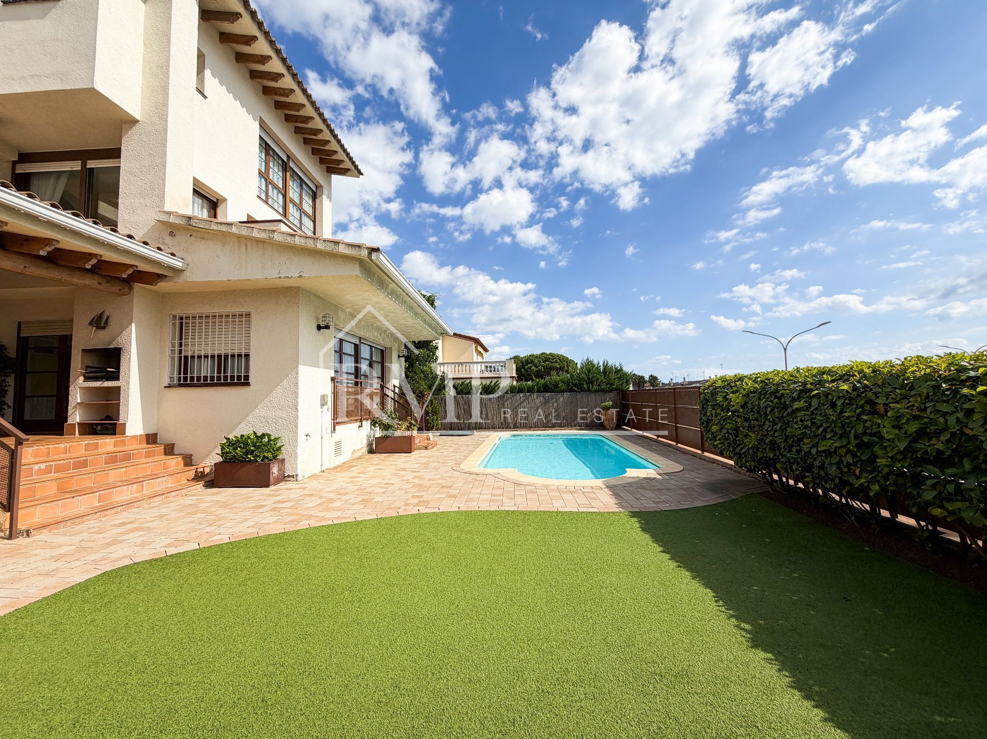 Exterior view of Houses for sale in Sant Andreu de Llavaneres  with Heating, Private garden and Terrace