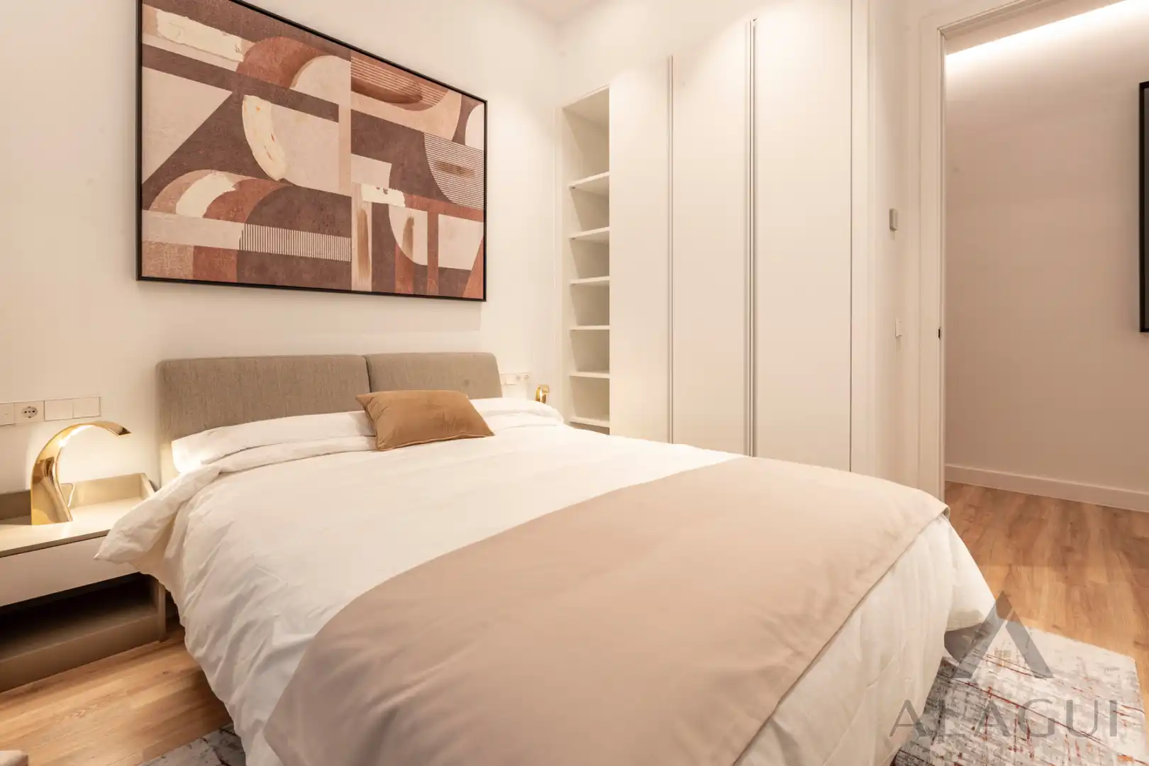 Schlafzimmer von Wohnung zum Verkauf in Madrid mit Klimaanlage, Heizung und Möbliert