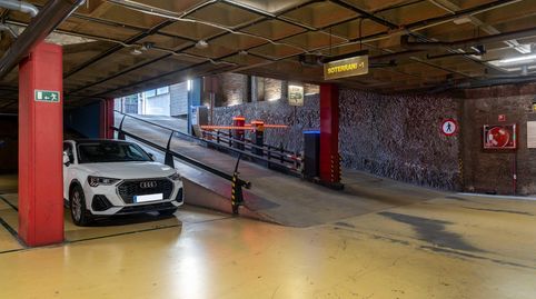 Photo 3 of Garage for rent in Calle Valencia, 309, Dreta de l'Eixample, Barcelona Capital