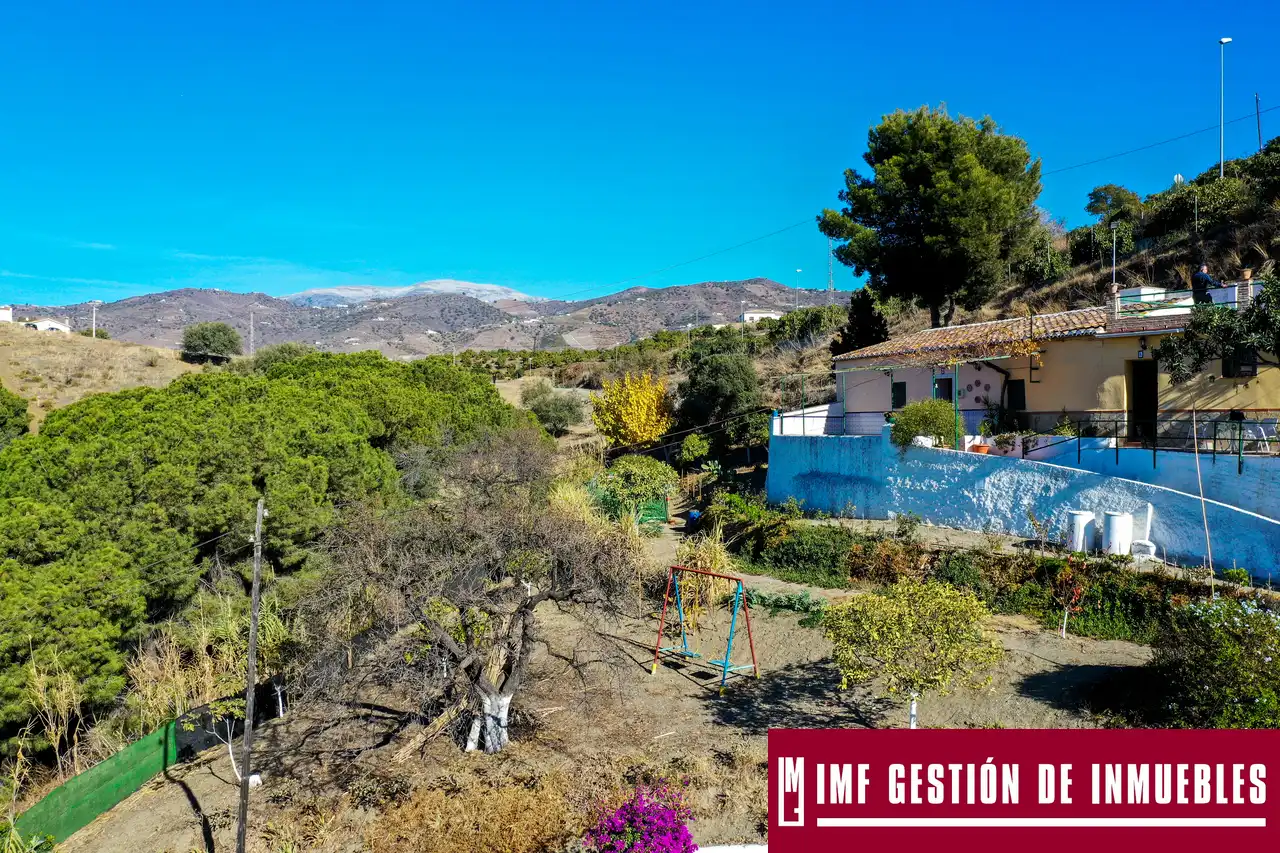 Vista exterior de Finca rústica en venta en Vélez-Málaga con Jardín privado, Terraza y Trastero
