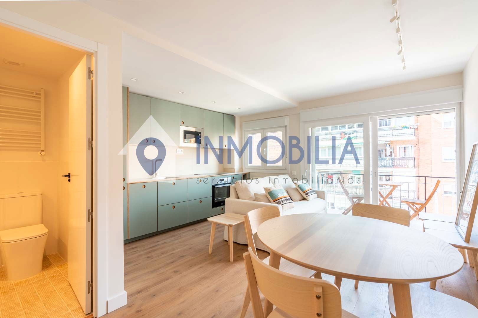 Vista exterior de Piso en venta en  Madrid Capital con Aire acondicionado, Calefacción y Terraza