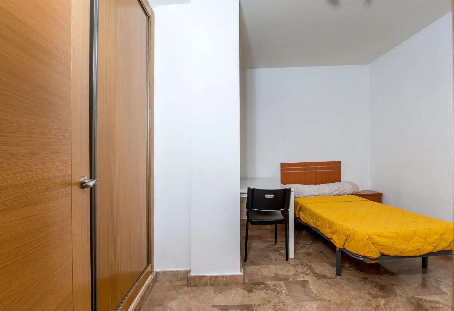 Bedroom of Flat for sale in Murcia  with Air Conditioner and Balcony