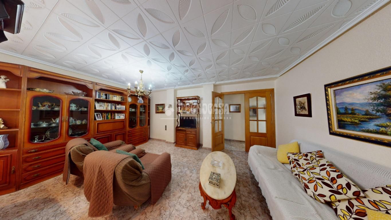 Sala d'estar de Pis en venda en  Valencia Capital amb Aire condicionat, Traster i Balcó