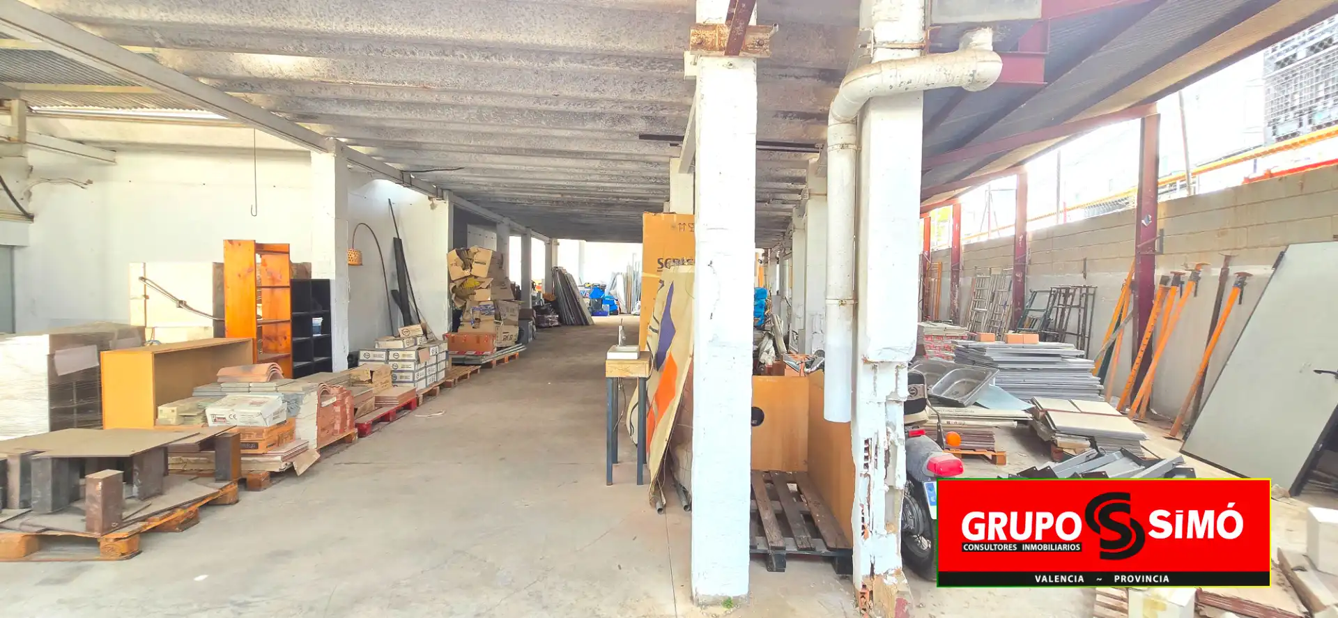Nave industrial en venta en Picassent