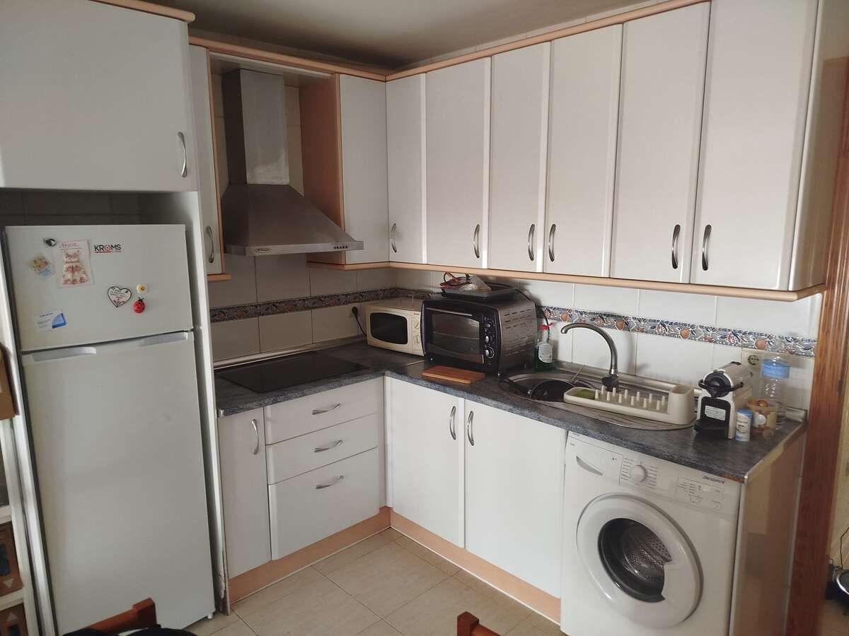 Cocina de Piso de alquiler en Roquetas de Mar con Amueblado