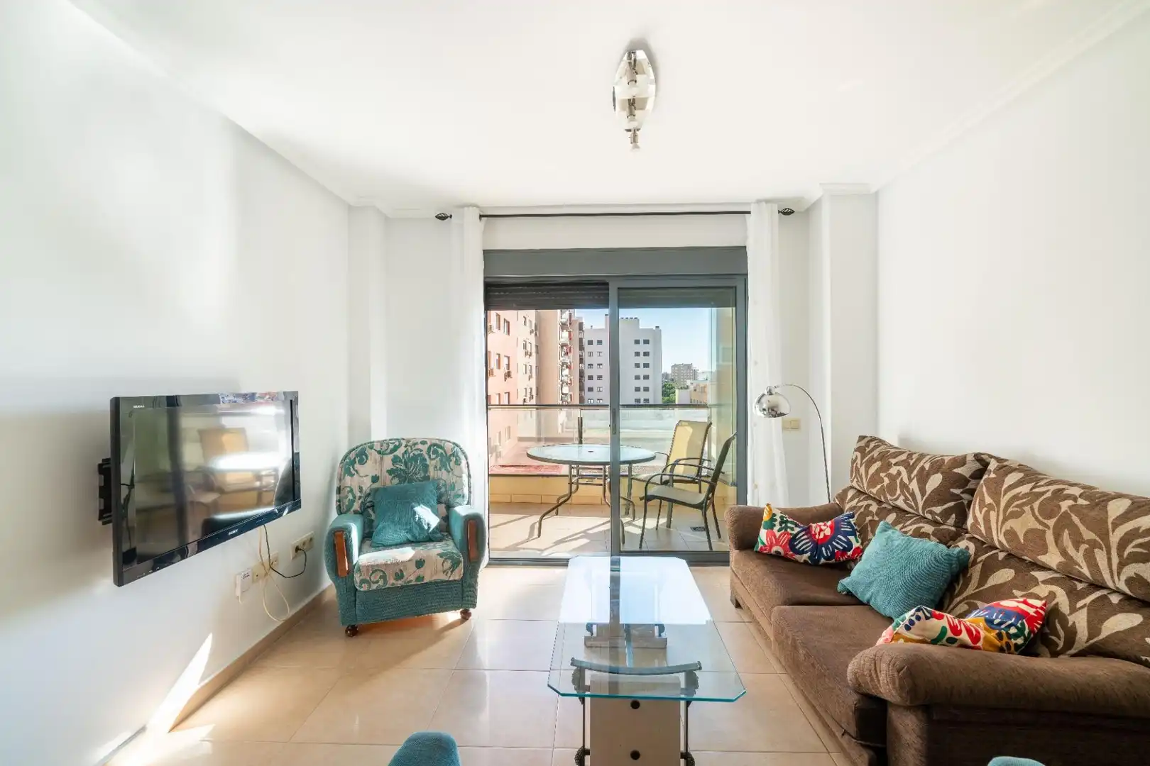 Living room of Flat for sale in Almería  with Air Conditioner, Terrace and Storage room