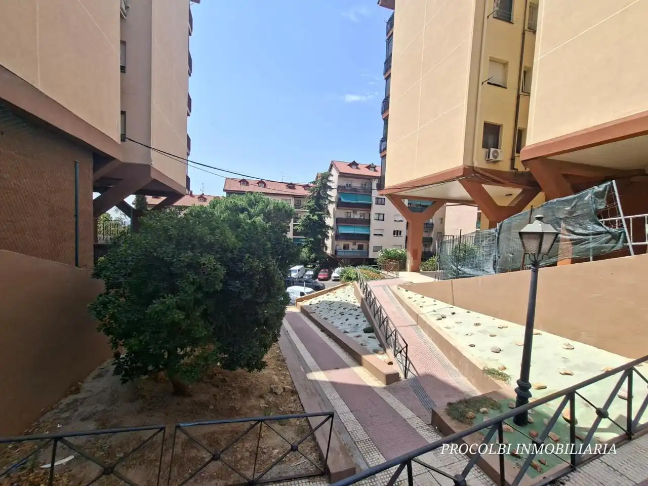 Vista exterior de Pis en venda en Algete amb Calefacció, Terrassa i Moblat