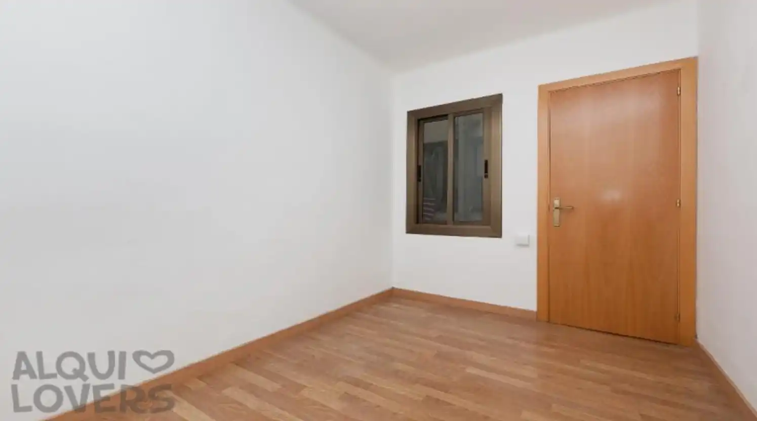 Dormitori de Pis en venda en Rubí