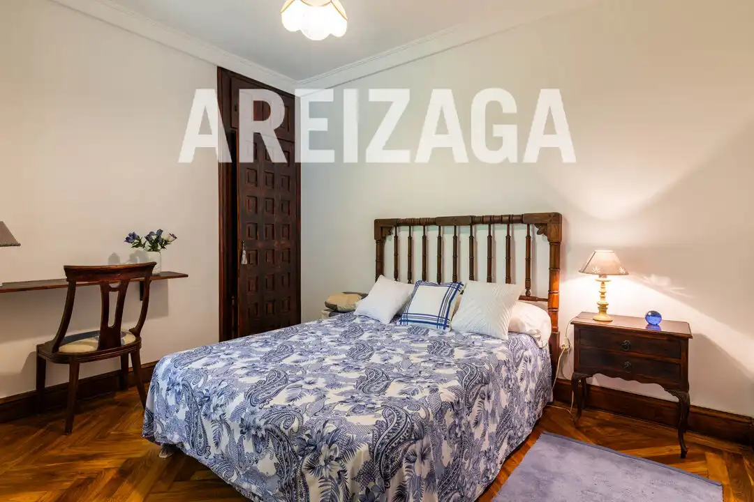 Habitación de Casa o chalet en venta en Errenteria con Calefacción, Terraza y Piscina
