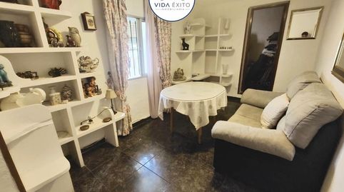 Foto 2 de Piso en venta en Linarejos, Linares