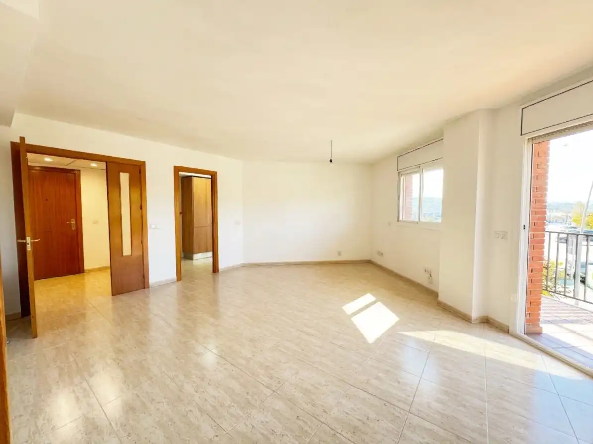 Sala d'estar de Pis en venda en Cardedeu amb Aire condicionat, Calefacció i Terrassa