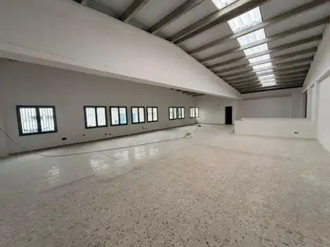 Nave industrielle à louer à Llevant, imagen 12