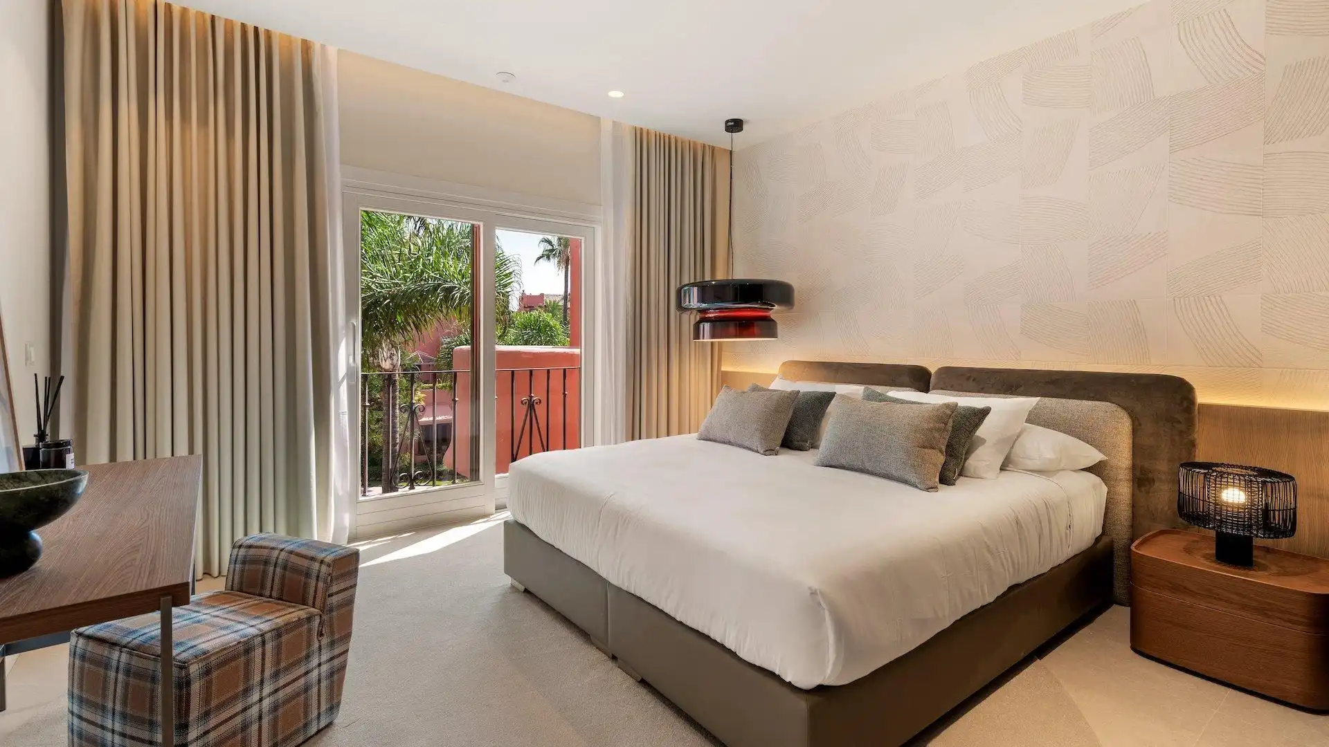 Penthouse with pool for sale in Selwo, imagen 28