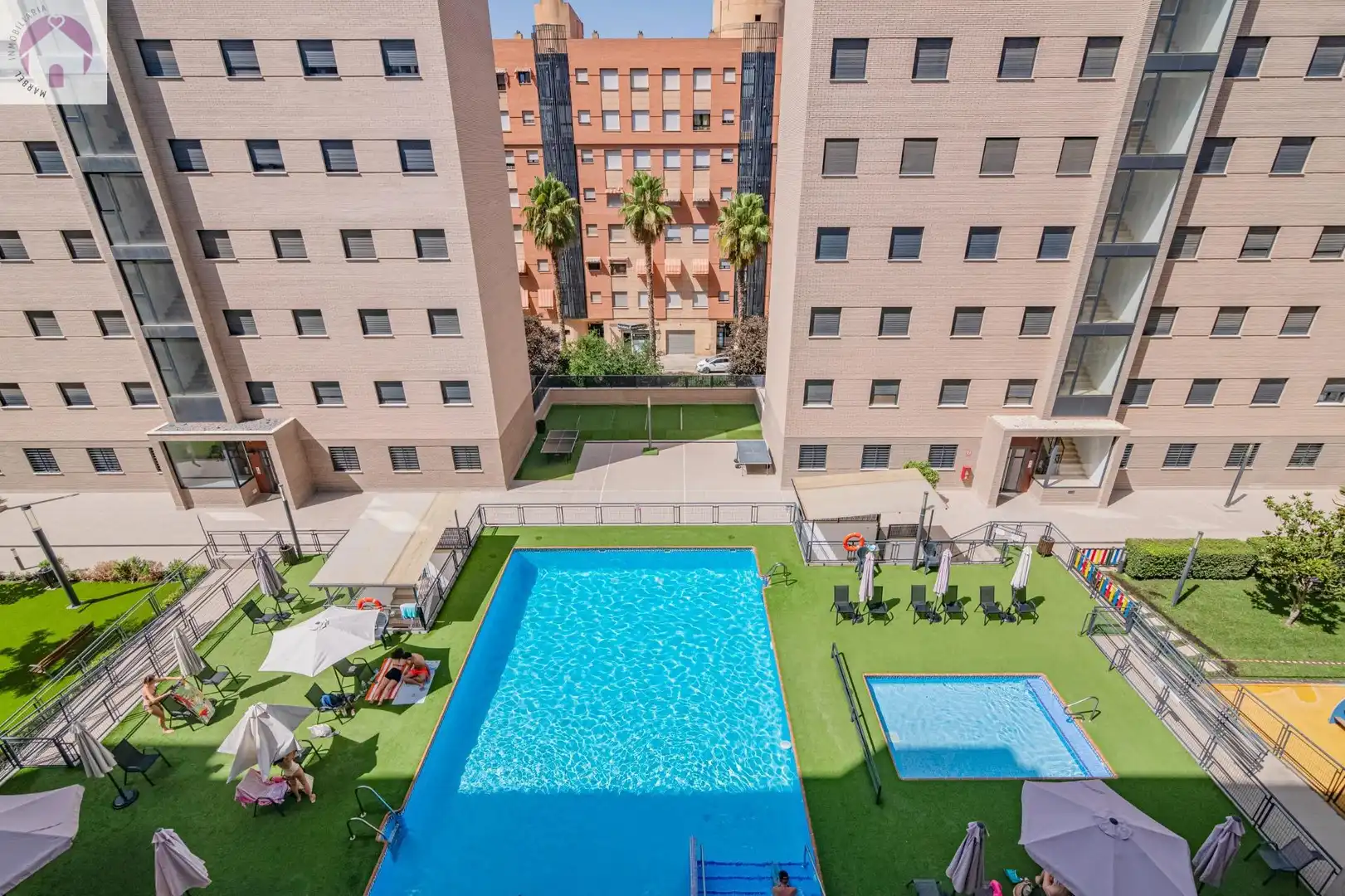Swimming pool of Flat for sale in Granada  with Air Conditioner, Heating and Terrace