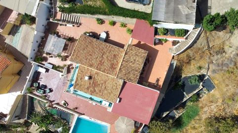 413  Espectacular villa con vistas panorámicas al mar y piscina desbordante en Rancho Río Verde, Almuñécar, imatge 5