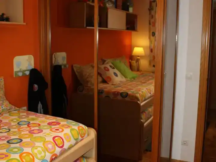Dormitori de Pis en venda en Donostia - San Sebastián 