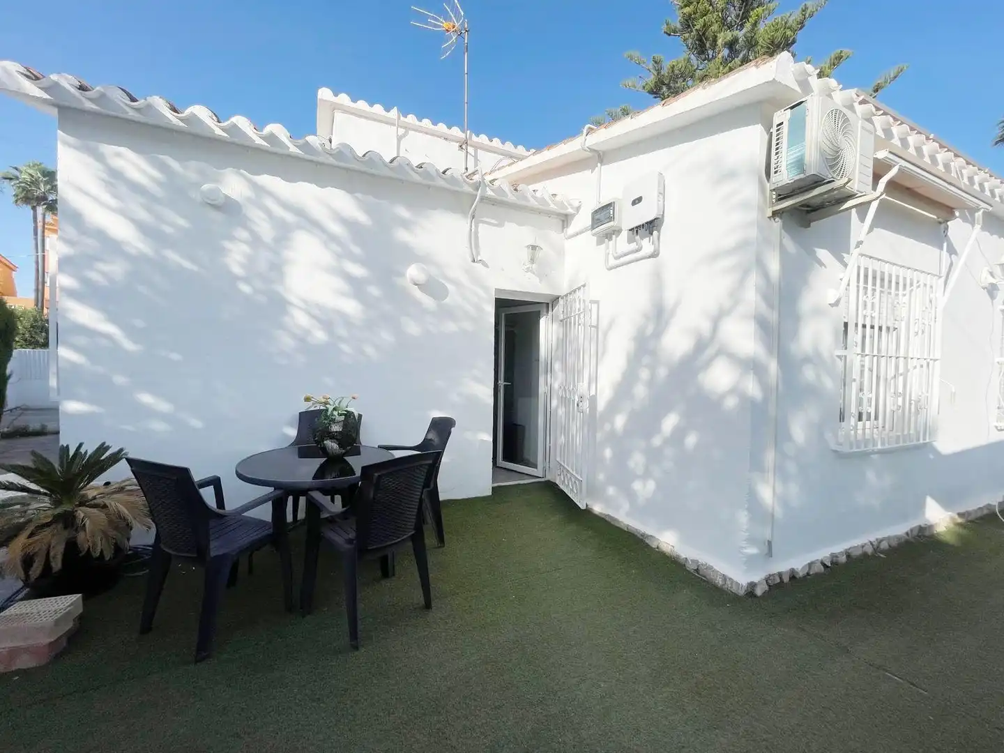 Garden of Houses for rent in Dénia  with Air Conditioner, Heating and Private garden