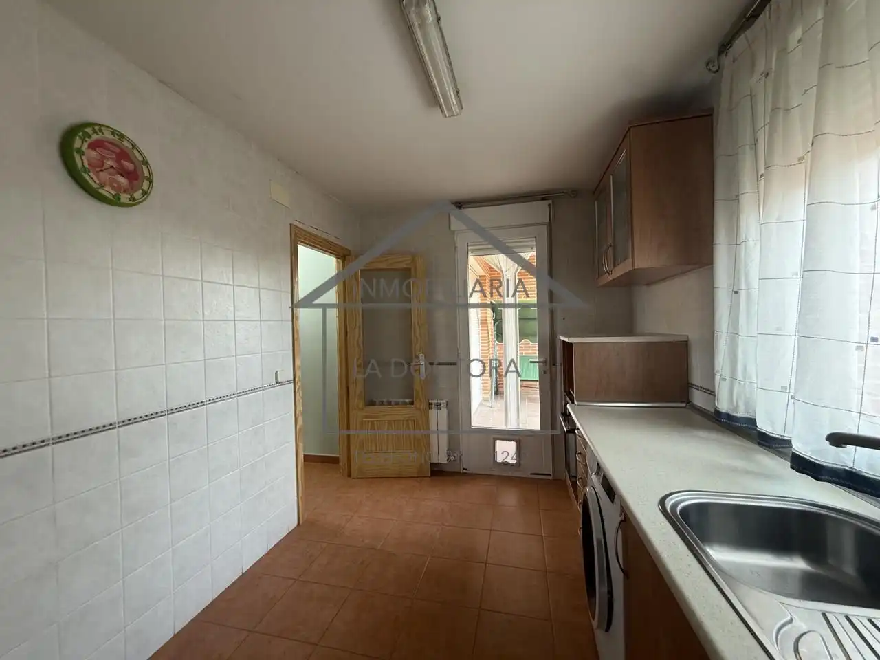 Casa adosada en venta en Camarena
