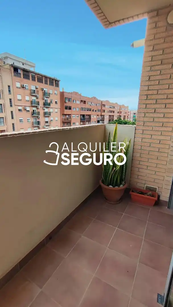 Terraza de Piso de alquiler en Valencia con Aire acondicionado y Calefacción