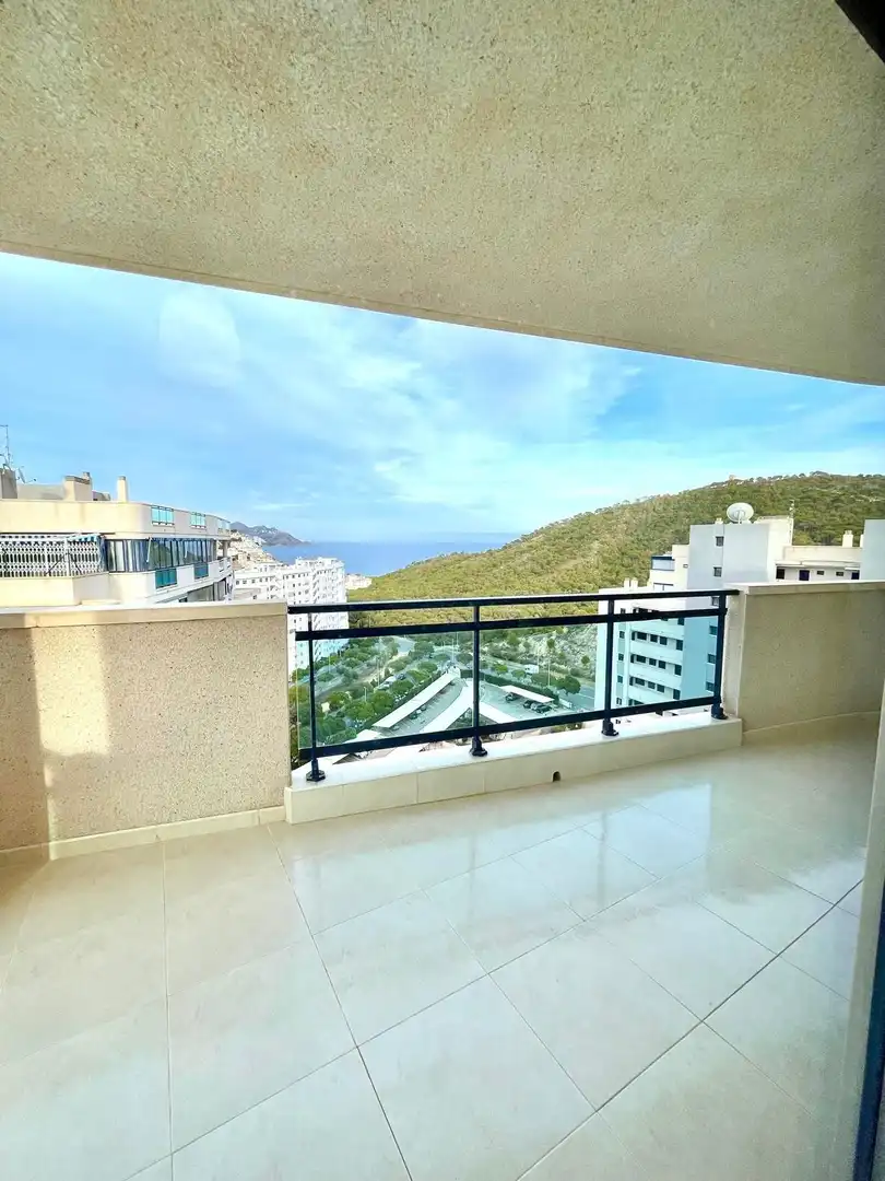 Appartement compact avec piscine à louer à Avenida Mestral 1, imagen 3