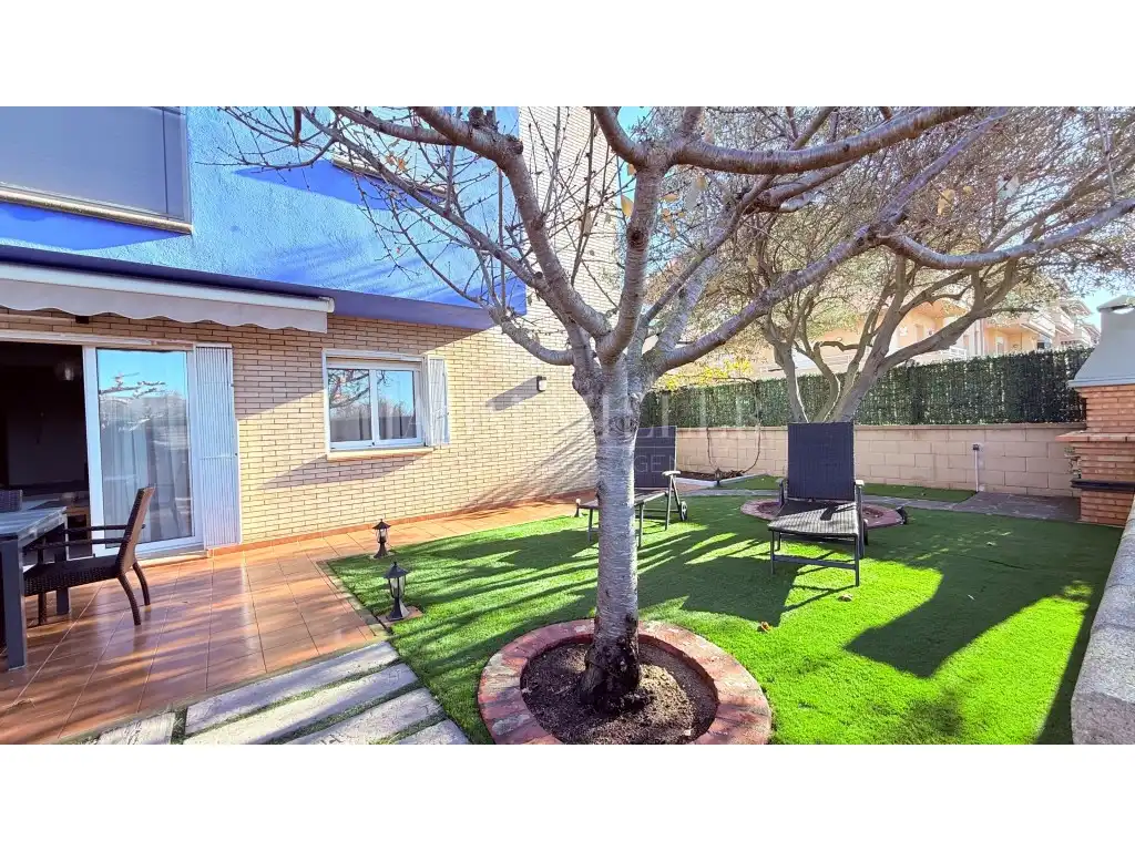 Erdgeschoss zum Verkauf in Calle Dalia, Els Griells