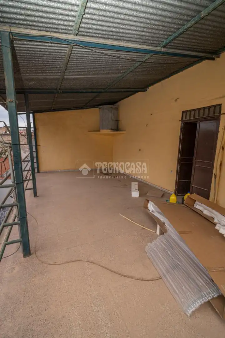 Casa adosada en venda en Linares amb Terrassa, Traster i Balcó