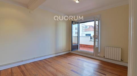 Photo 3 of Flat to rent in Plaza San José, Ensanche - Moyua - Diputación, Bizkaia