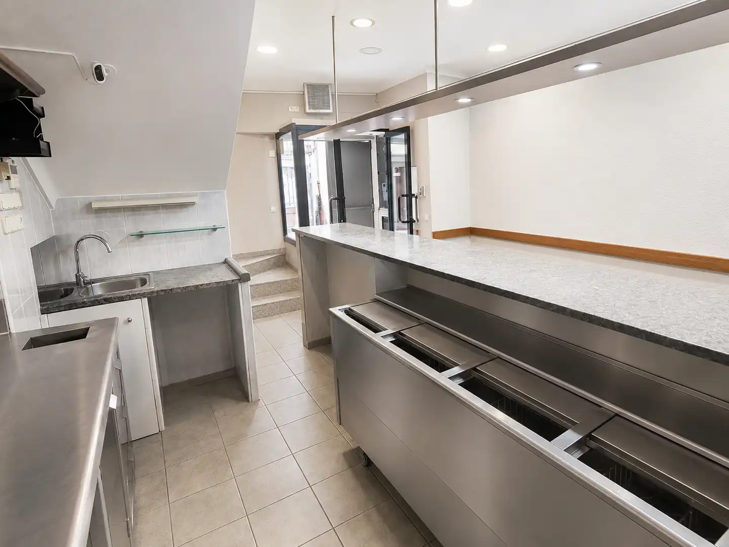Cocina de Dúplex en venta en La Bisbal d'Empordà con Terraza, Balcón y Internet