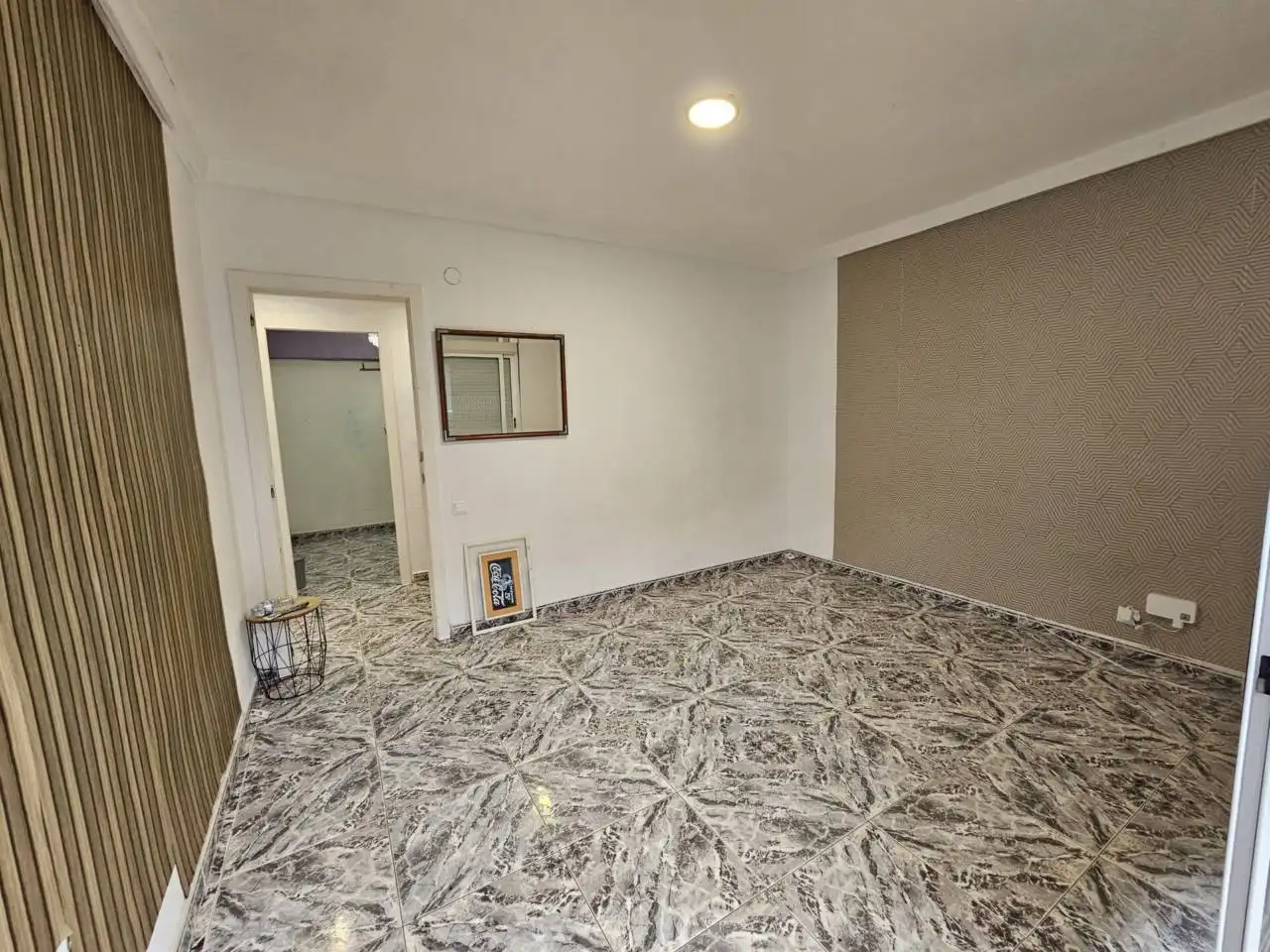 Habitación de Piso en venta en Alicante / Alacant con Terraza y Balcón