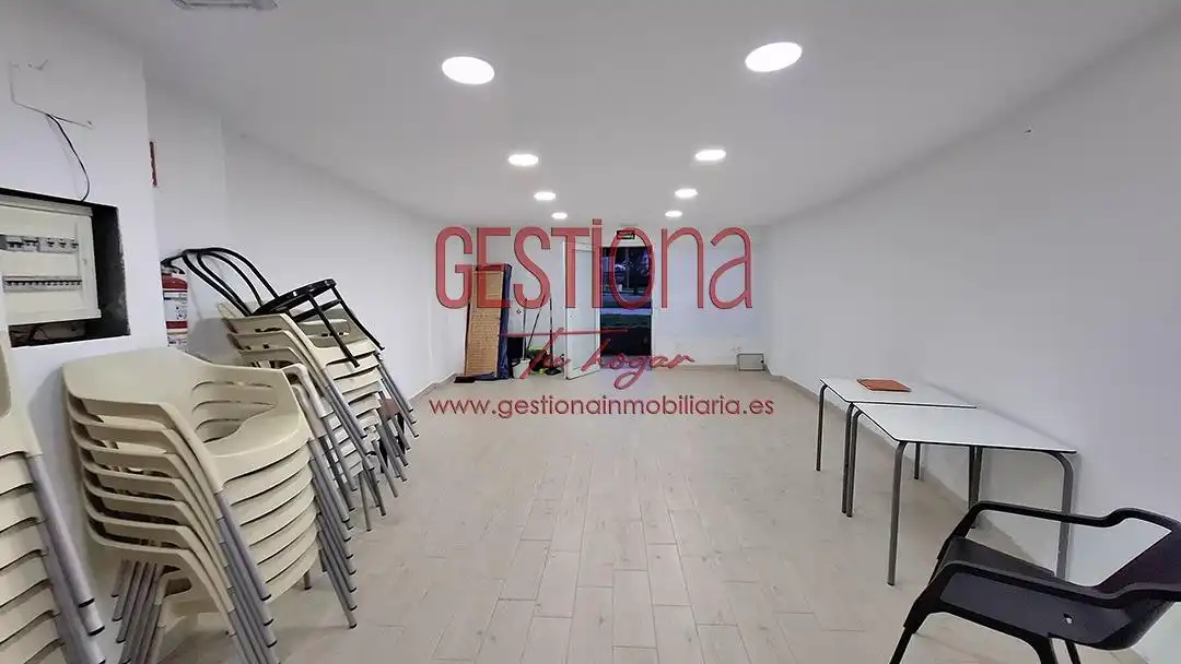 Local comercial en venda a Renedo, imagen 4