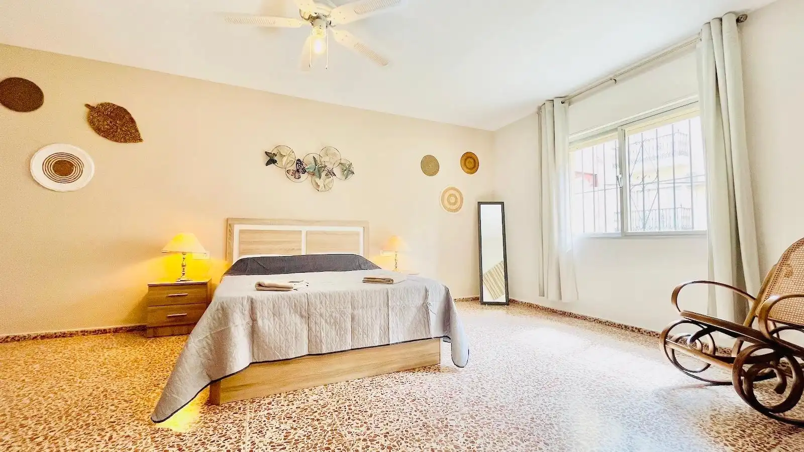 Bedroom of Houses for sale in Mijas  with Air Conditioner, Private garden and Terrace