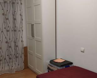 Bedroom of Flat to share in  Madrid Capital  with Air Conditioner and Terrace