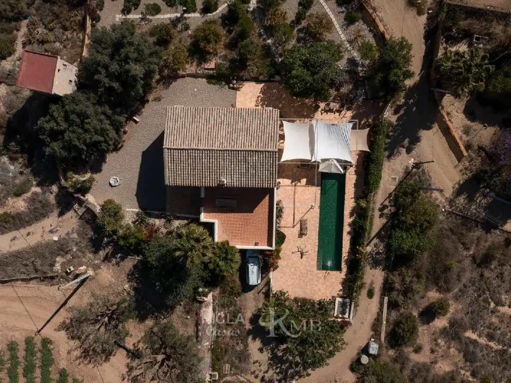 Vista exterior de Casa o xalet en venda en Antas amb Jardí privat, Terrassa i Piscina