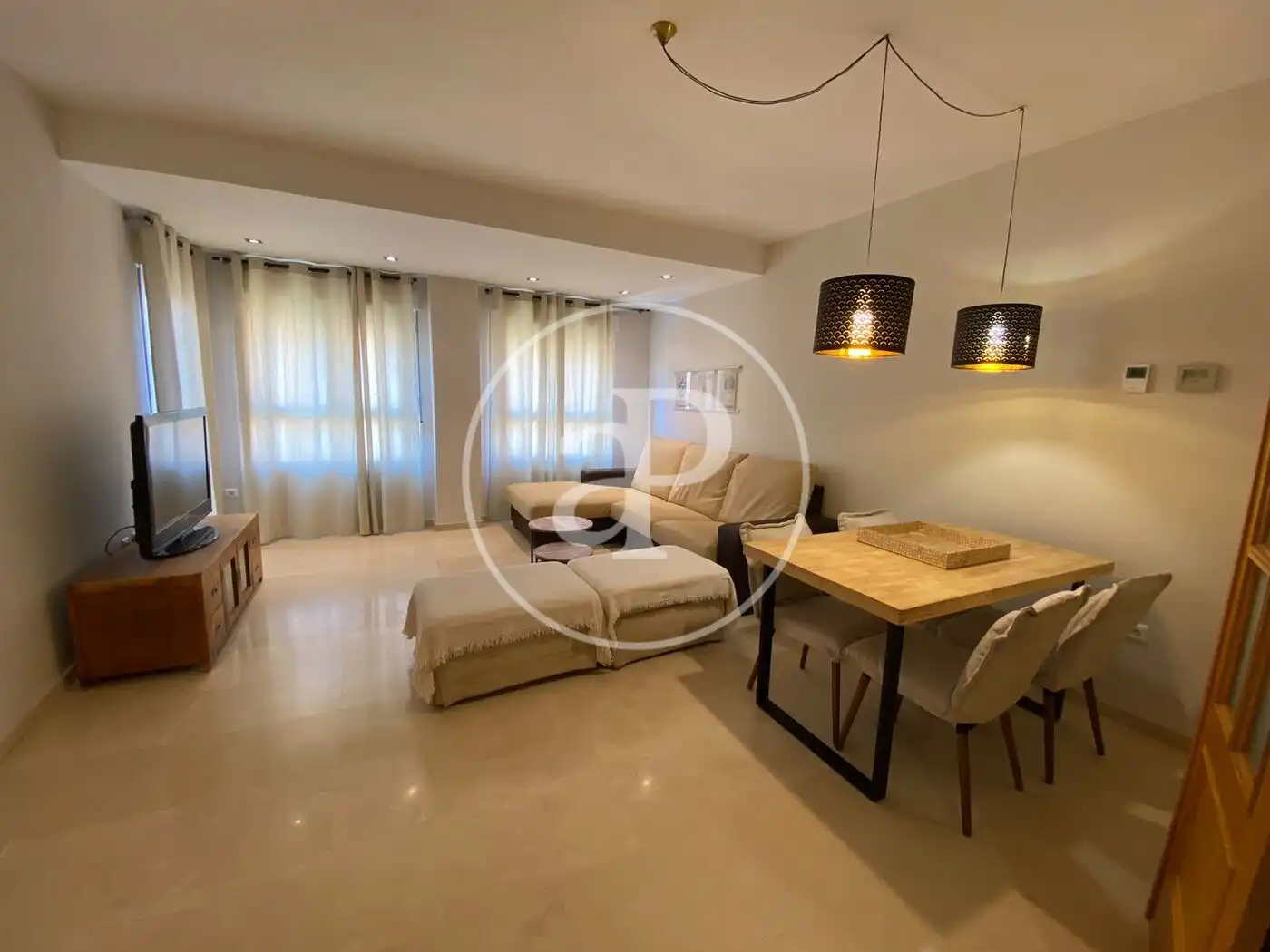 Sala de estar de Piso de alquiler en Valencia con Aire acondicionado, Calefacción y Jardín privado