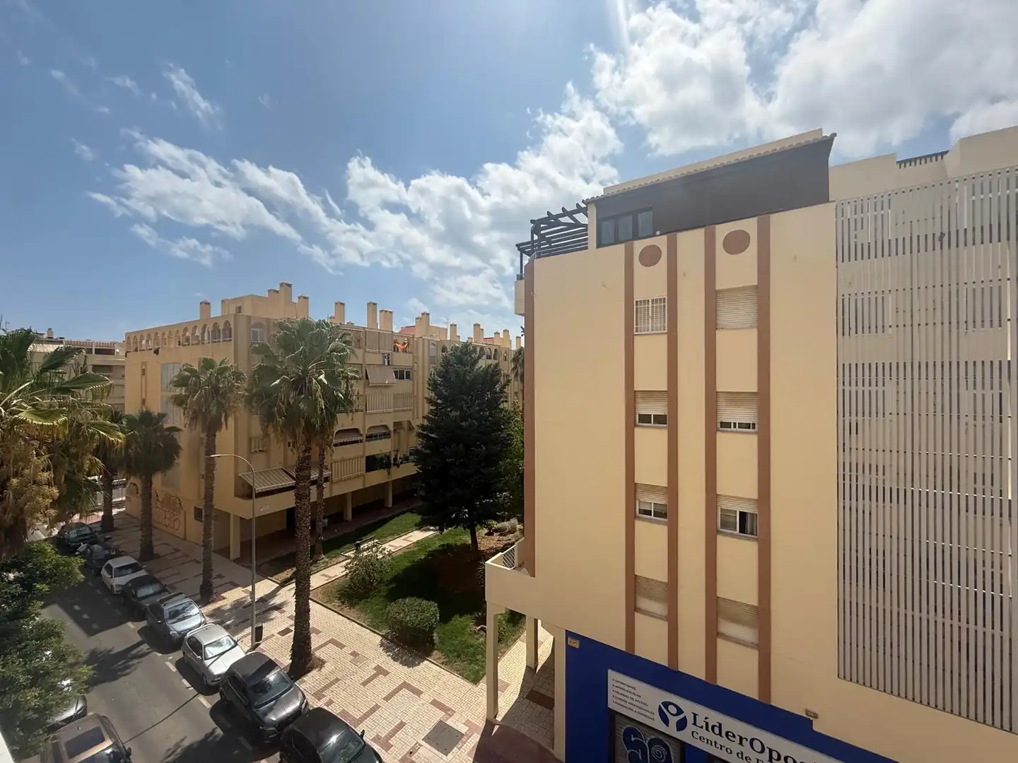 Exterior view of Flat for share in Málaga  with Air Conditioner, Terrace and Furnished