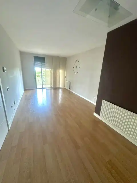 Sala d'estar de Pis de lloguer en Barcelona amb Calefacció, Parquet i Terrassa