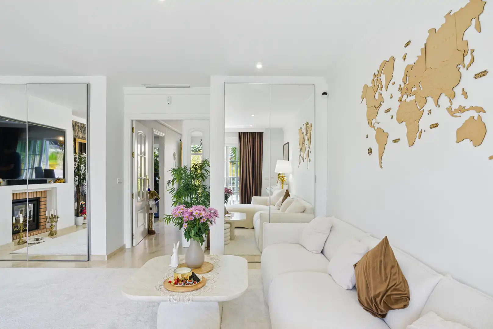 Detached homes for sale in Calahonda
