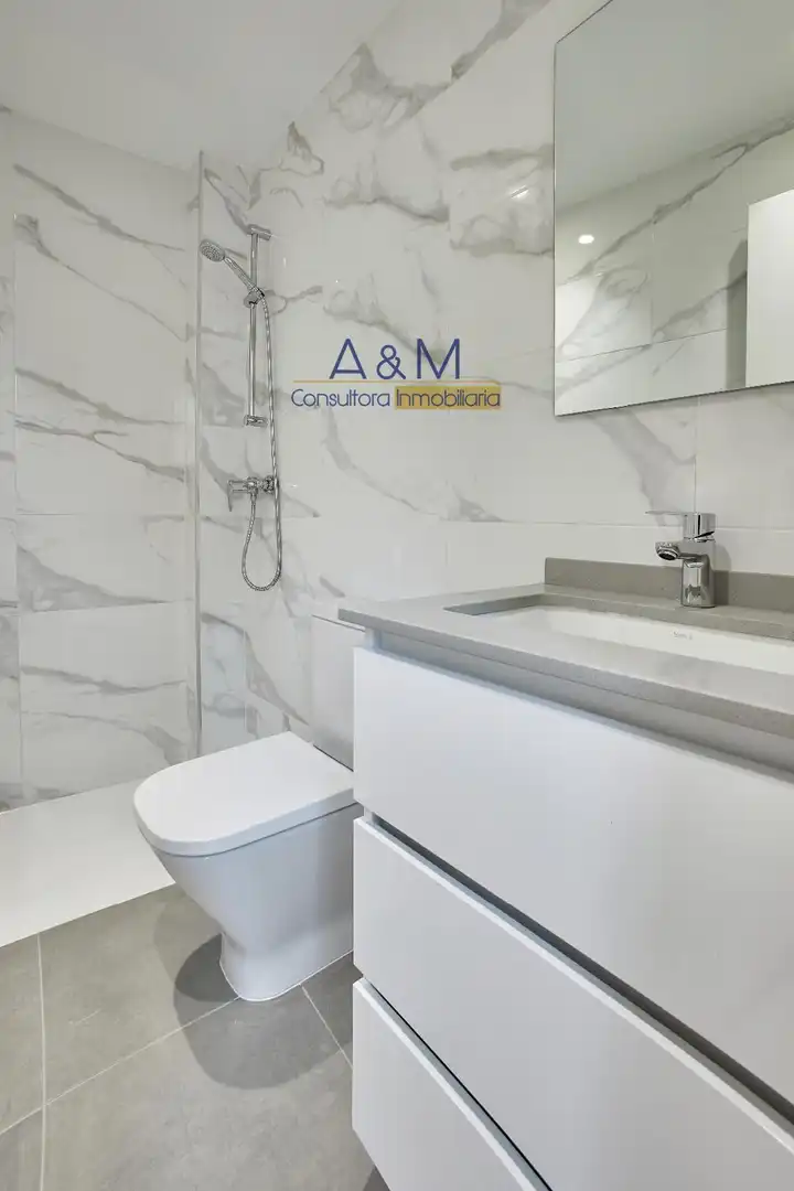 Piso con ascensor en venta en Santiago, imagen 24