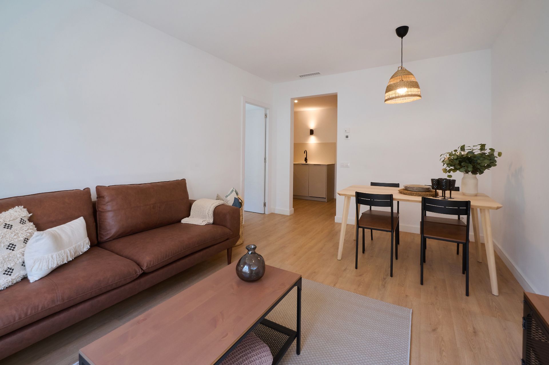 Living room of Flat for sale in  Barcelona Capital  with Air Conditioner, Heating and Parquet flooring
