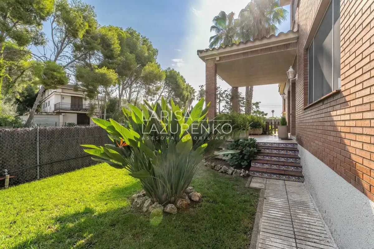 Jardí de Casa o xalet en venda en Tarragona amb Aire condicionat, Calefacció i Jardí privat