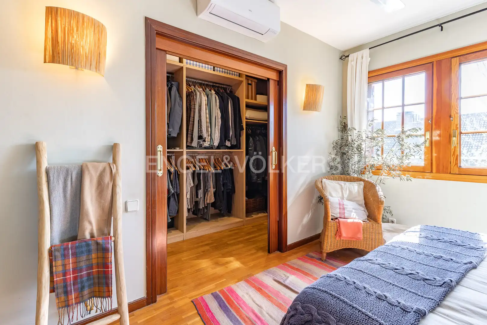 Habitación de Casa o chalet en venta en Badalona con Aire acondicionado, Calefacción y Jardín privado