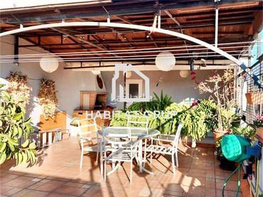 House for sale in Eixample