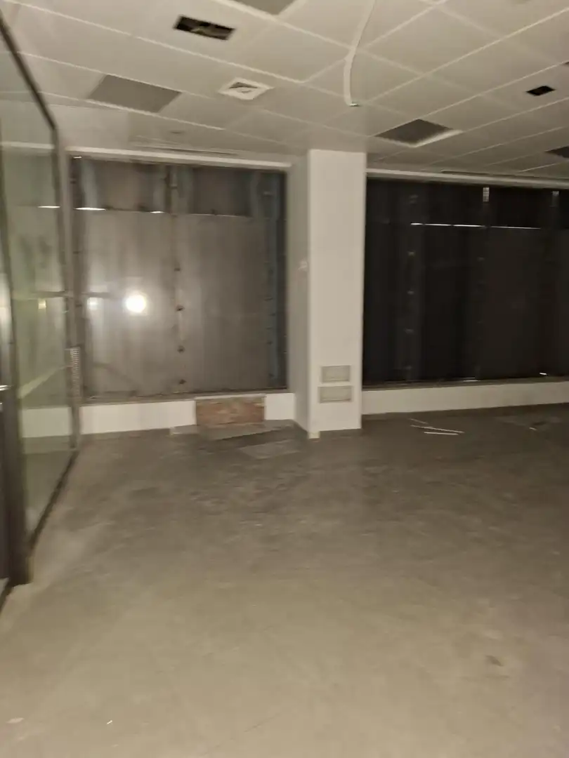 Gewerbefläche zum Verkauf in Calle Mauricio Legendre. 4-5, imagen 14