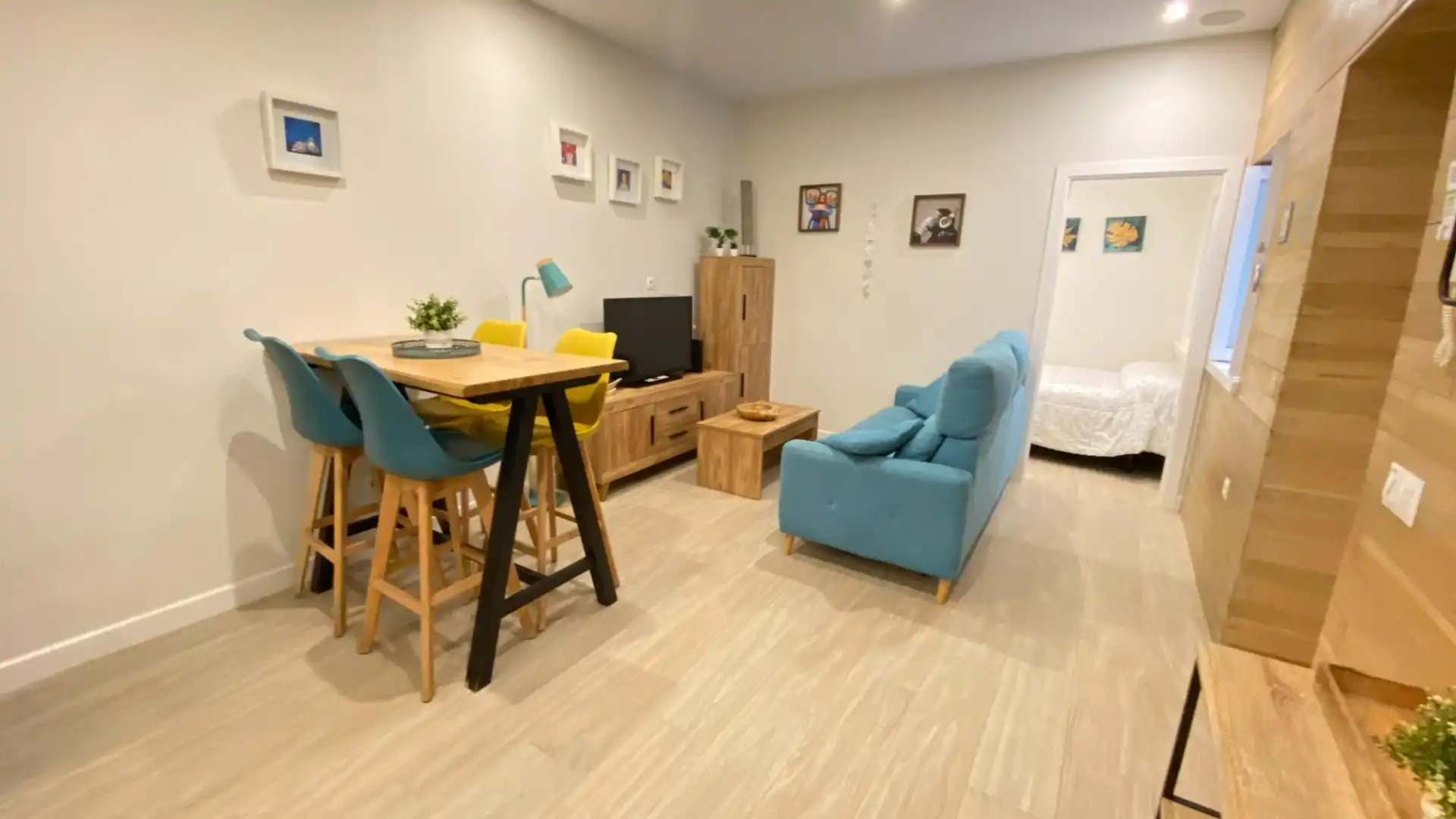 Sala de estar de Piso en venta en  Cádiz Capital con Aire acondicionado y Amueblado