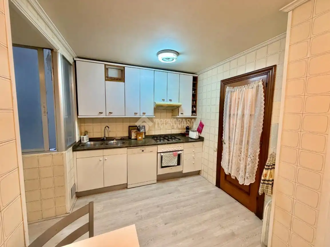 Küche von Wohnung zum Verkauf in Santander
