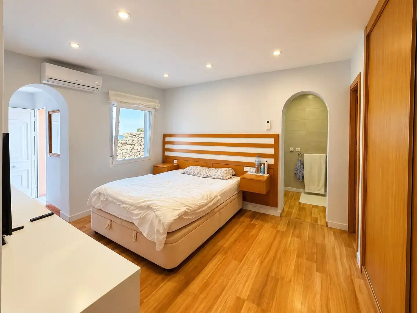 Detached house with terrace for sale in Avinguda d'Amèrica, imagen 42