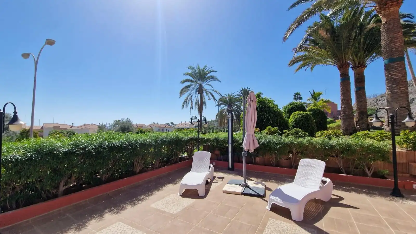 Garten von Einfamilien-Reihenhaus zur Miete in San Bartolomé de Tirajana mit Klimaanlage, Privatgarten und Terrasse